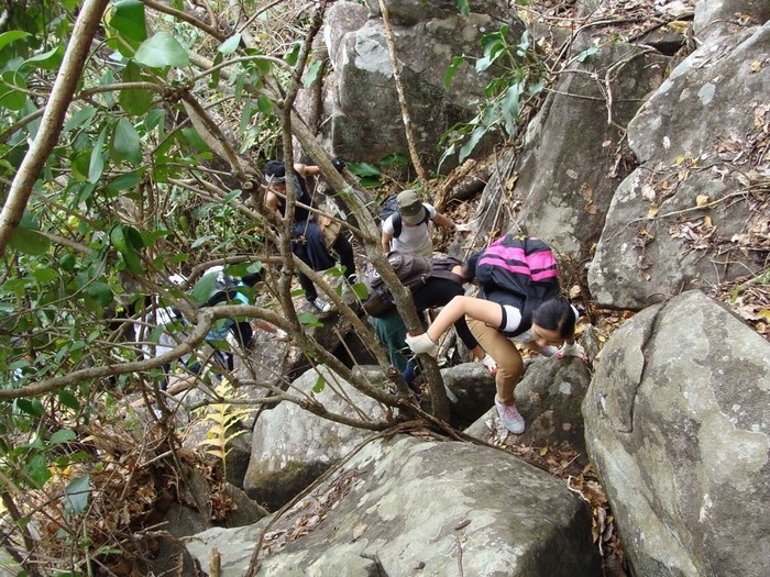 1 Day Siem Reap Trekking To Perng Komnou Tour