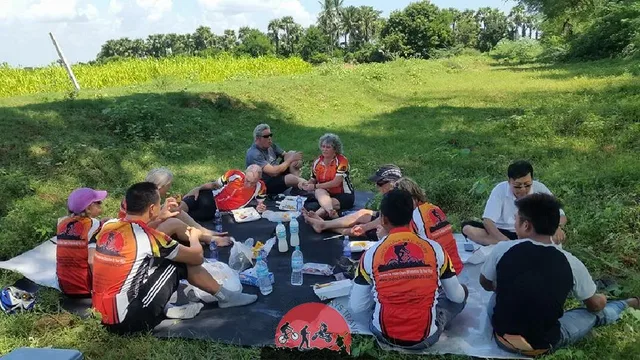 Loop Cycling From Northwest To East Loop – 16 Days 1