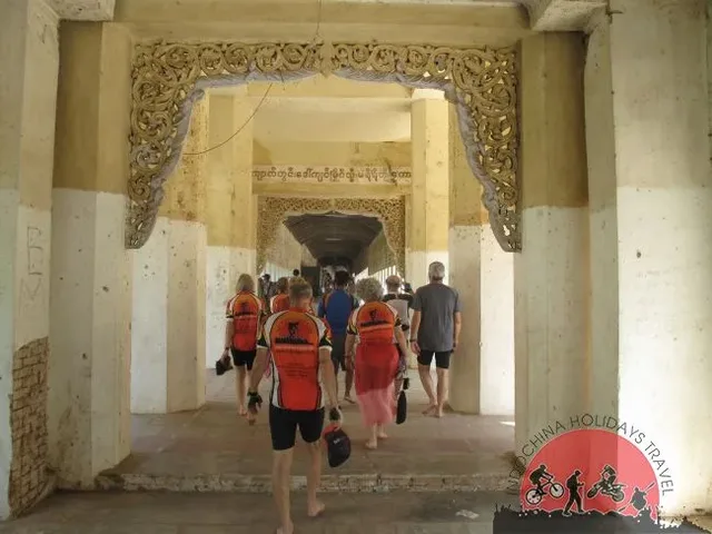 Nha Trang Cycle To Hanoi Along The Coast and Ho Chi Minh Trails - 12 Days 2